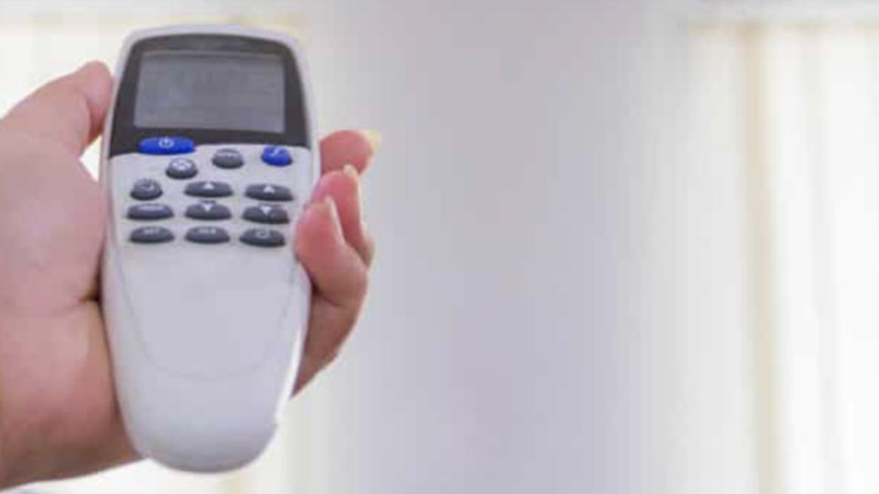 Adjusting a reverse cycle air conditioner with the remote